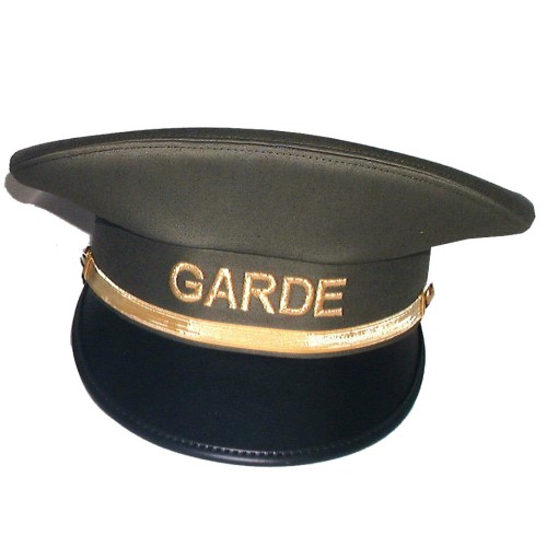 Casquette surpiquée et passepoilée