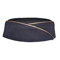 CHAPEAU COIFFE ET  BIBI  HOTESSE